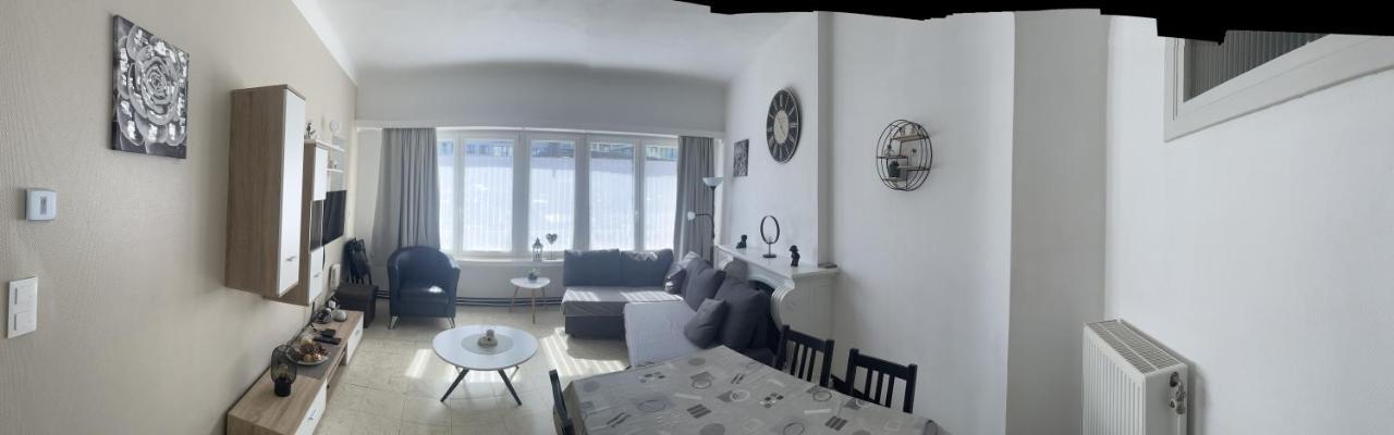 Appartement LE ROYAL. De Panne Exterior foto
